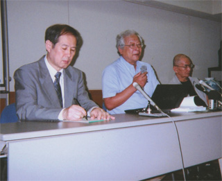 「和歌山カレー事件」再審請求の記者会見です（7/22）。安田弁護士、林健治さんと