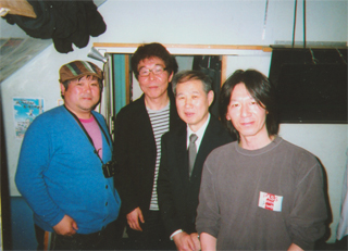 谷口雅彦さん（左）の写真集出版記念トーク
