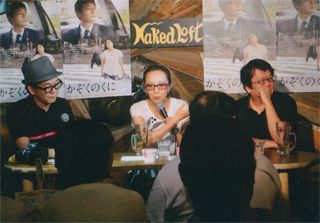 『かぞくのくに』の監督、ヤン・ヨンヒさん（中央）。左は烏賀陽さん。右は木村さん