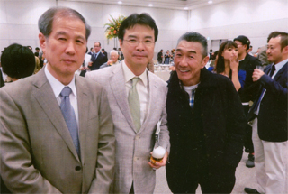 ピースボート30周年で。吉岡代表、松元ヒロさんと（11/9火）